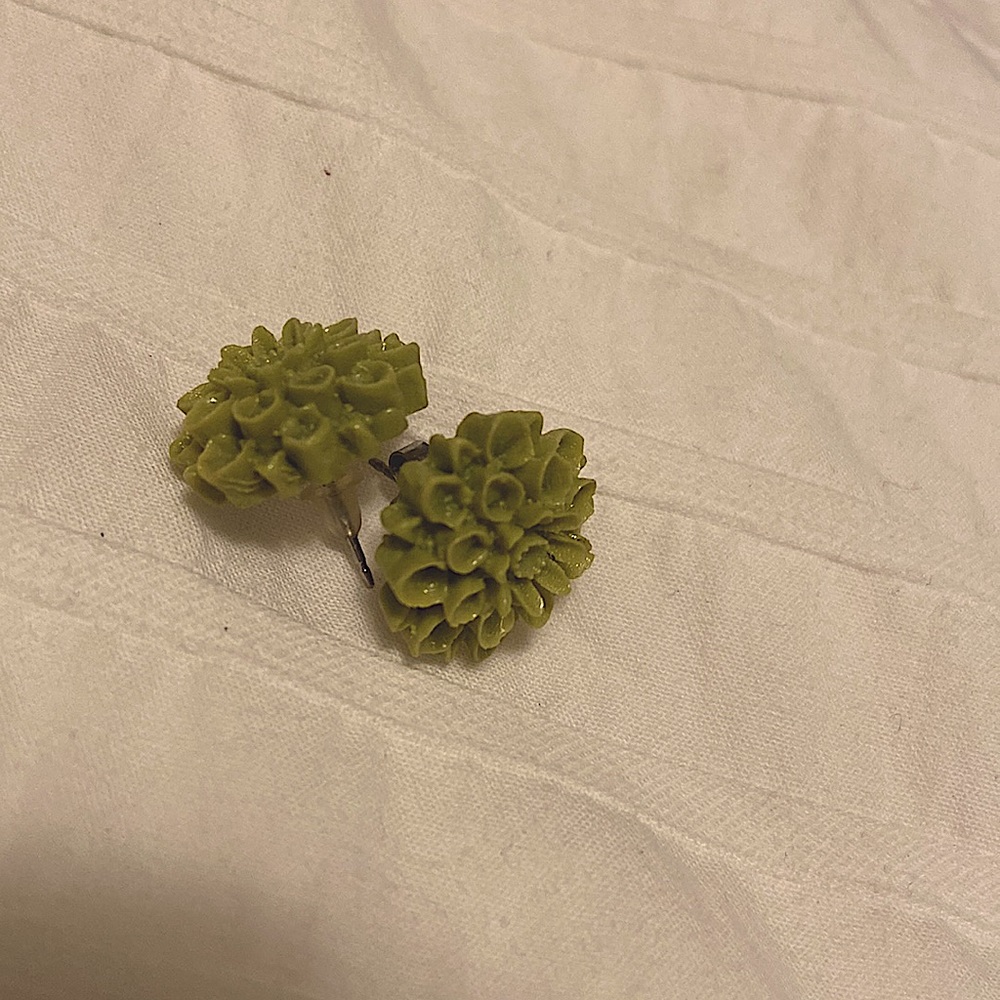 Flower green studs with silver backings